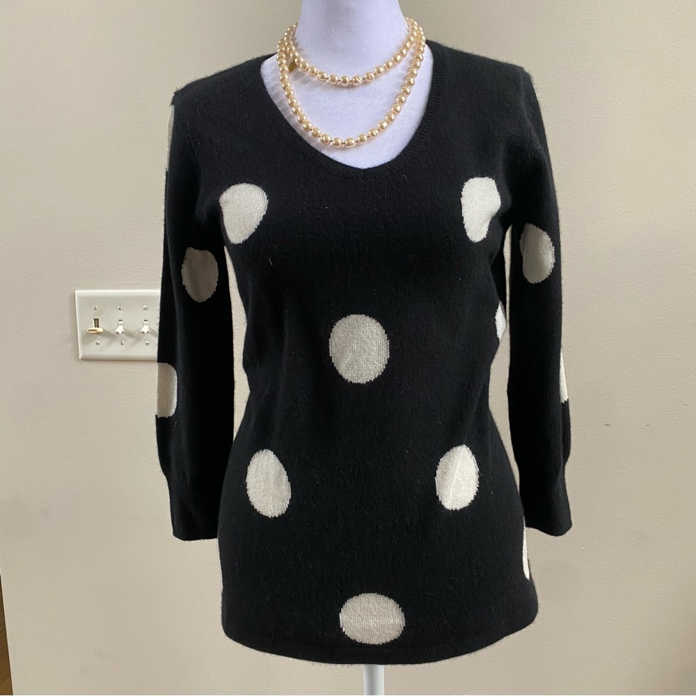 Neiman Marcus 100% Cashmere 3/4 Sleeve Sweater